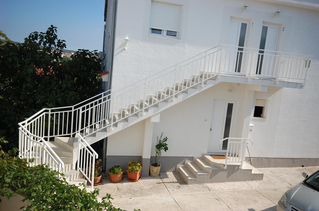 Apartments Curicta 1 Krk Town Eksteriør bilde