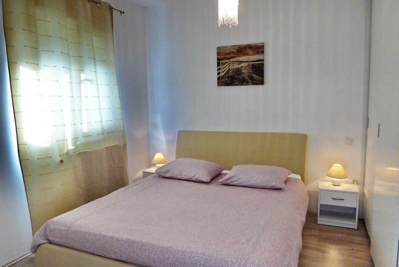 Apartments Curicta 1 Krk Town Eksteriør bilde
